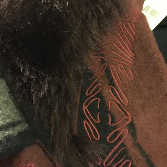 New* BCBGMAXAZRIA Runway Jaegar Fur Coat Burgundy/Black/Grey Size XS-S $4498.00 - Picture 8 of 10